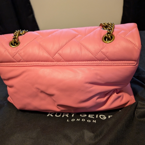 Authentic Kurt Geiger Pink Quilted Shoulder Bag- XXL - Picture 4 of 4
